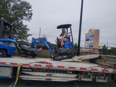 TYPHON Mini Excavator