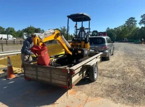 2025 TYPHON TERROR XX Lux Mini Excavator 4000 lb Rubber Track Kubota D902 - Image 9