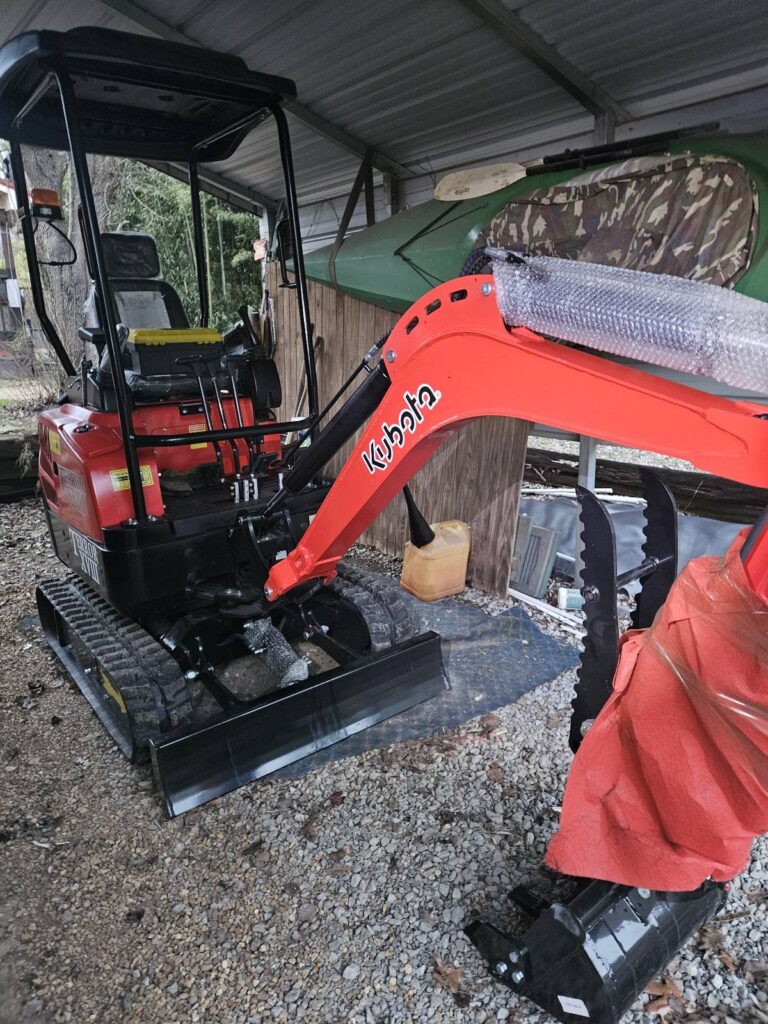 TYPHON Mini Excavator