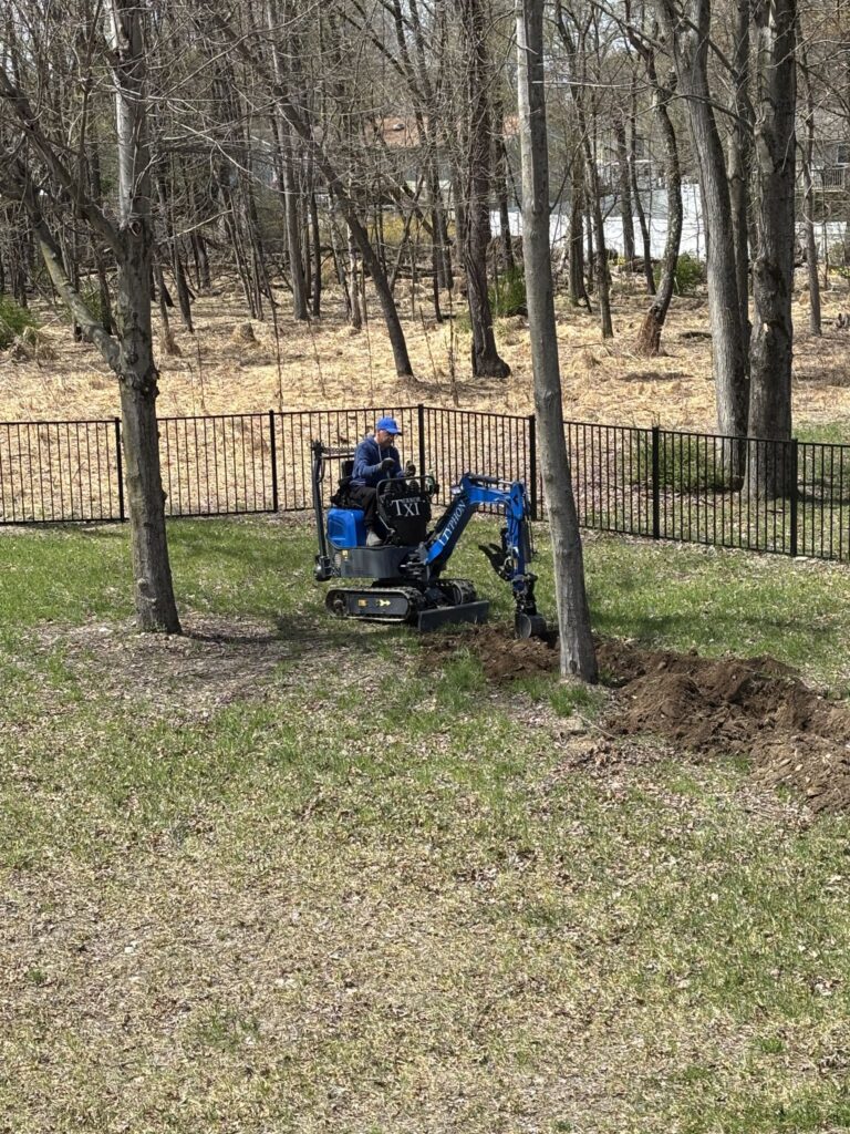 TYPHON Mini Excavator