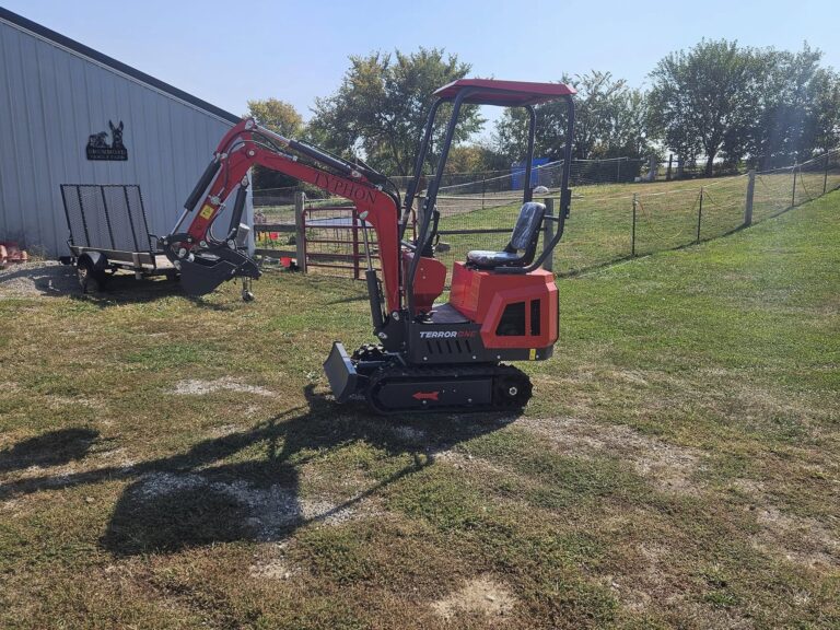 TYPHON Mini Excavator