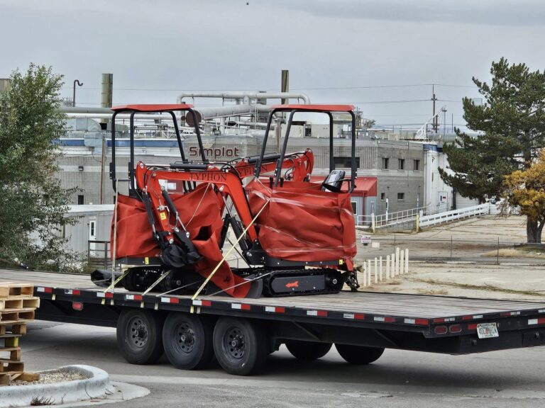 TYPHON Mini Excavator