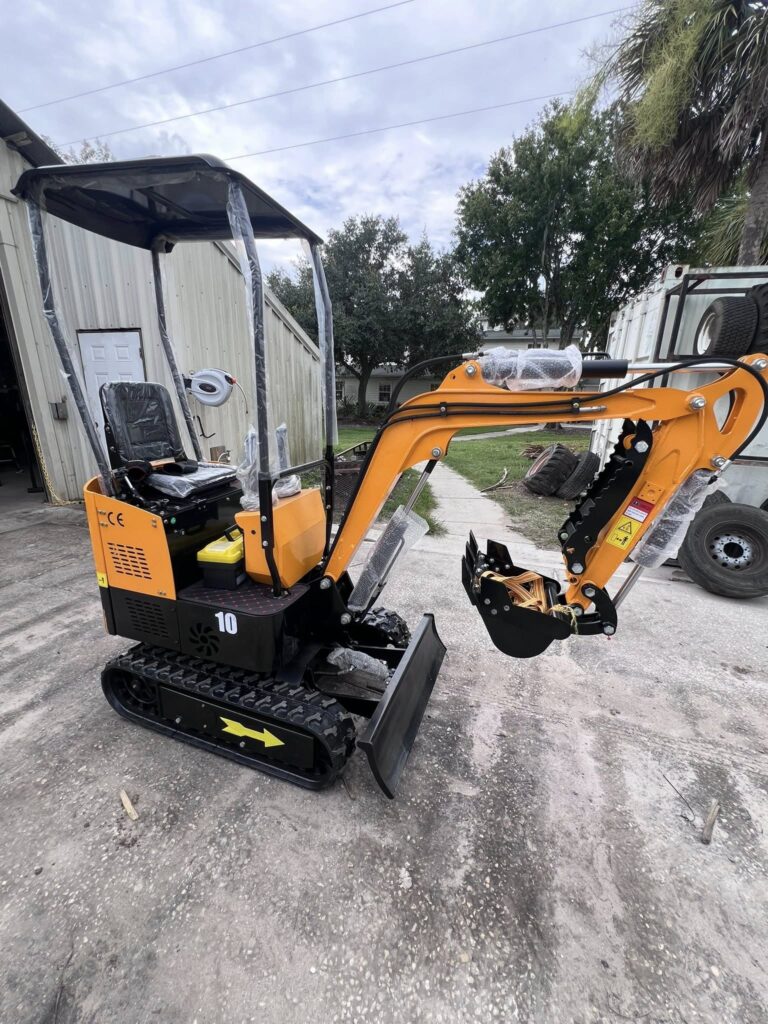 TYPHON Mini Excavator