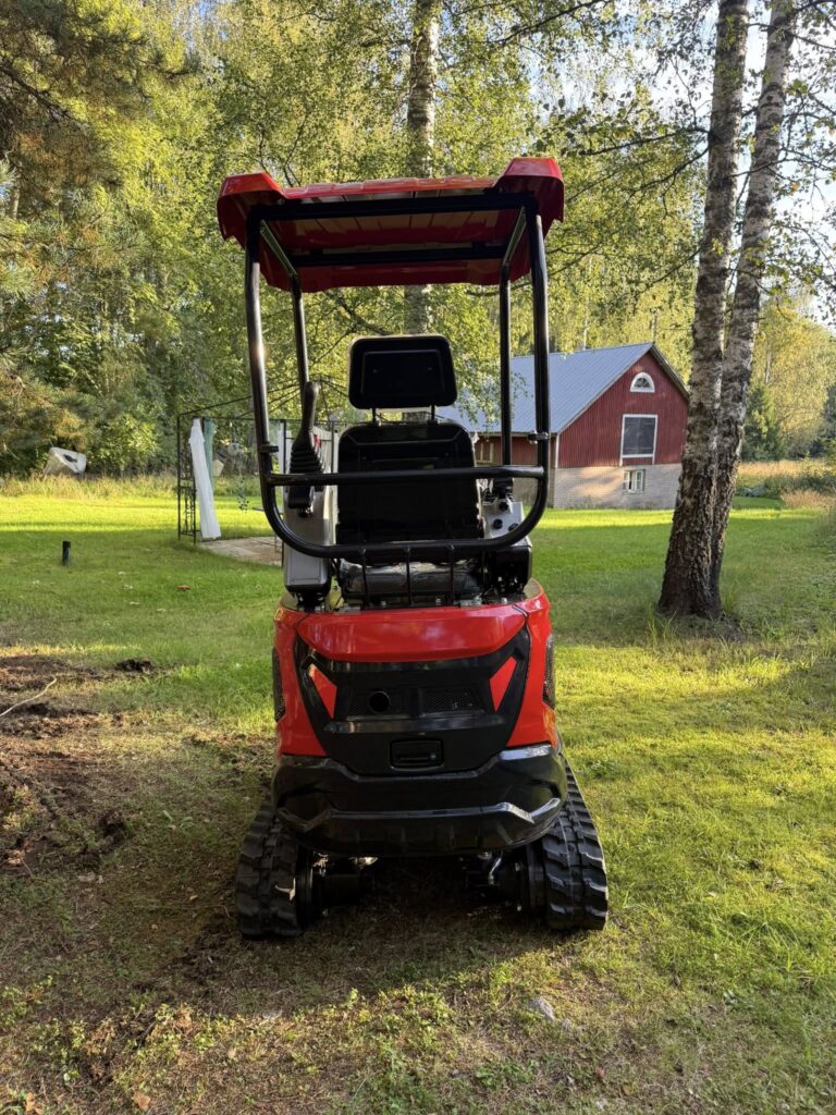 TYPHON Mini Excavator