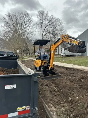 TYPHON Mini Excavator