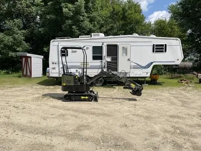 TYPHON Mini Excavator