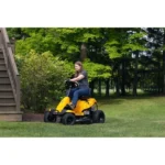 CC30 Riding Lawn Mower - Image 9