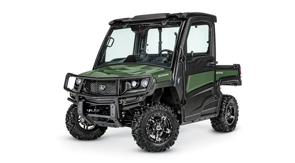 d4e621_8d0f7cdd11754b80865bf8f17611d2f8mv2.webp John Deere XUV 835M HVAC Gator™ Utility Vehicle - Image 1
