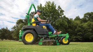 John Deere Z515E ZTrak™ Mower, 48-in. Deck - Image 5