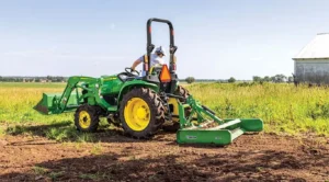 John Deere 3025E Compact Utility Tractor - Image 8