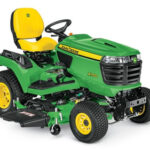 John Deere X750 Lawn Tractor
