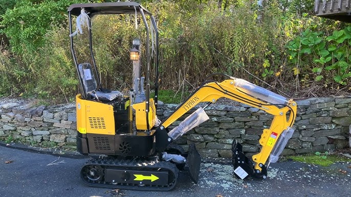TYPHON Mini Excavator