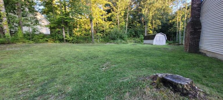 Cub Cadet Ultima ZT1 42 – 42” Deck,21.5HP Kawasaki Engine, Zero-Turn Riding Lawn