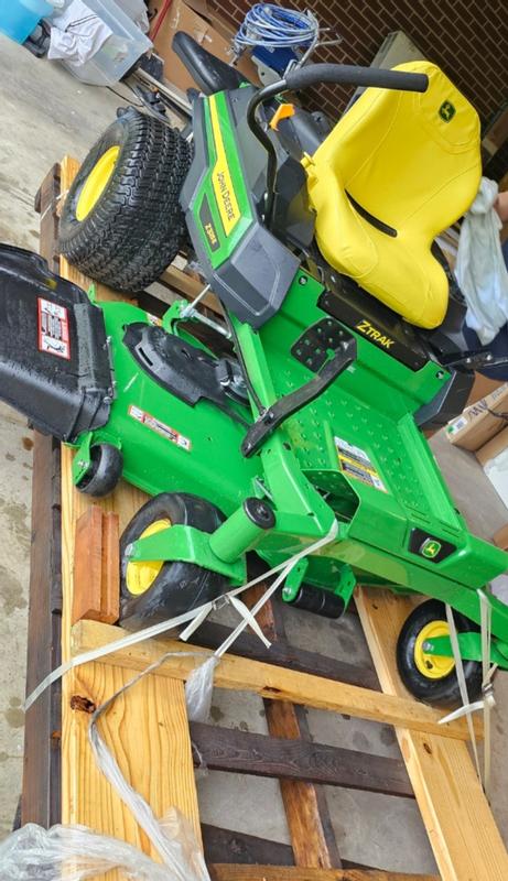 Cub Cadet Ultima ZT1 42 – 42” Deck,21.5HP Kawasaki Engine, Zero-Turn Riding Lawn